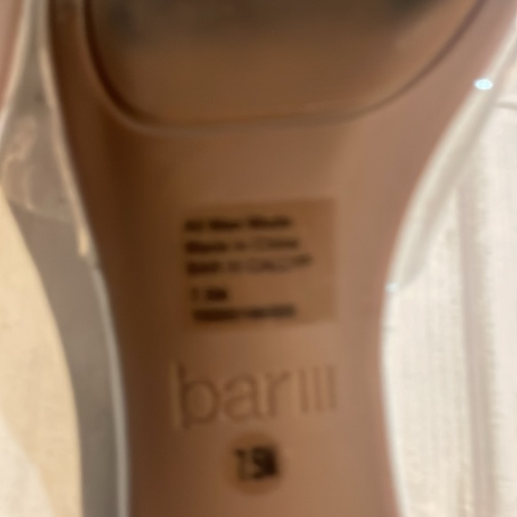 Bar III Lucite Mules Size 7.5 clear tops and ball bottom base Great condition! - Picture 9 of 11